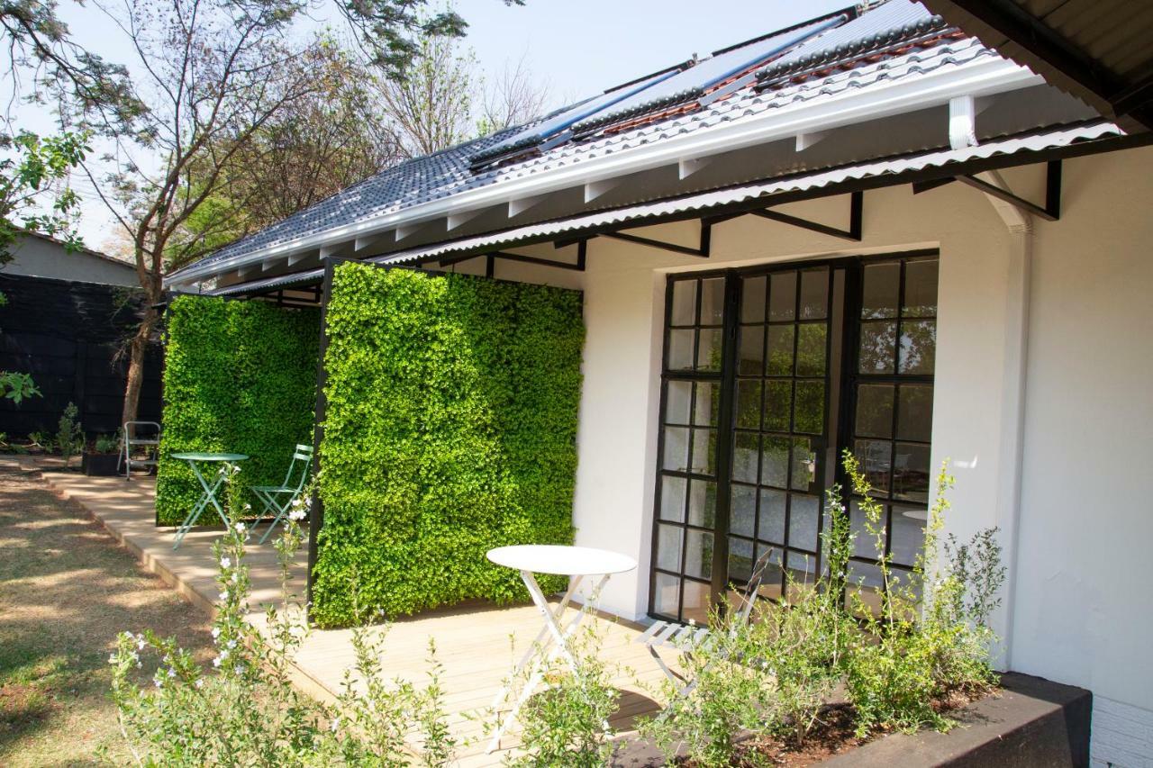 Ena Guesthouse Johannesburg Exterior foto